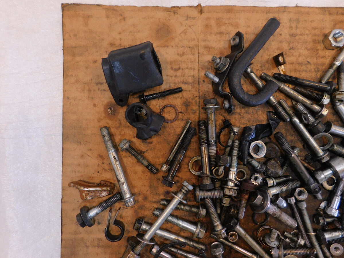 01 Harley Davidson Dyna Wide Glide FXDWG Engine Nut Bolt Brackets Parts Box Lot