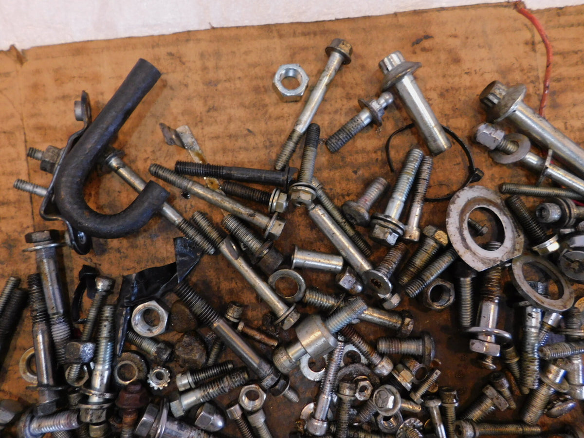 01 Harley Davidson Dyna Wide Glide FXDWG Engine Nut Bolt Brackets Parts Box Lot
