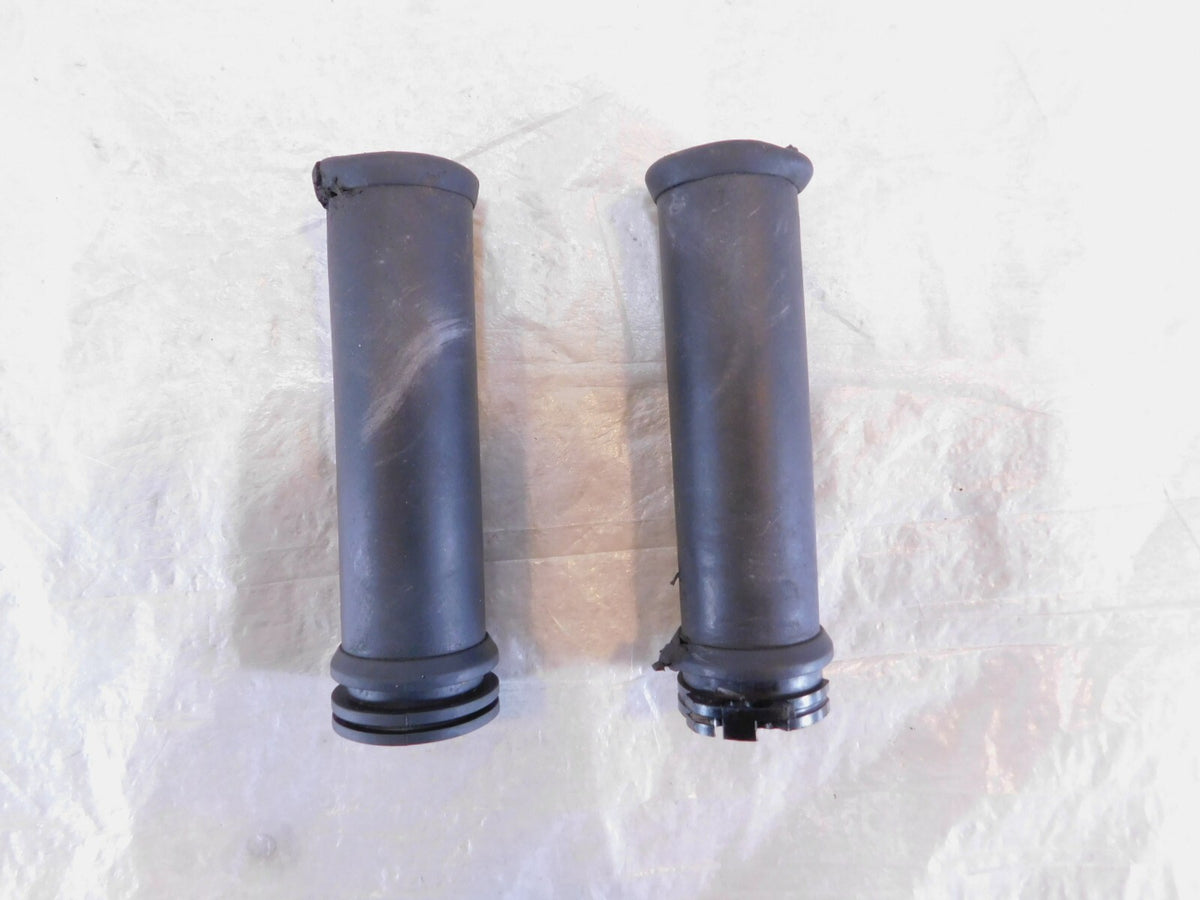 Harley Davidson Dyna Sportster Softail Black Left & Right Handlebar Hand Grips - C3 Cycle