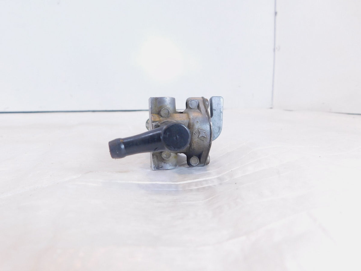 2002-2005 Harley Davidson Dyna Wide Super Glide Fuel Gas Tank Petcock Valve Tap - C3 Cycle