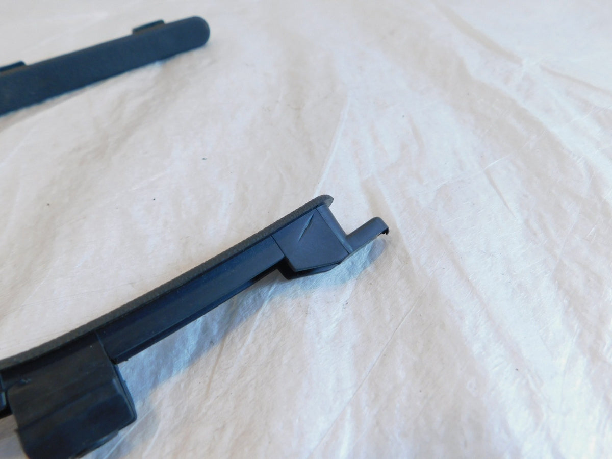 Piaggio Vespa LX LXV S 50 125 150 Rubber Lower Central Foot Mat Strips - C3 Cycle