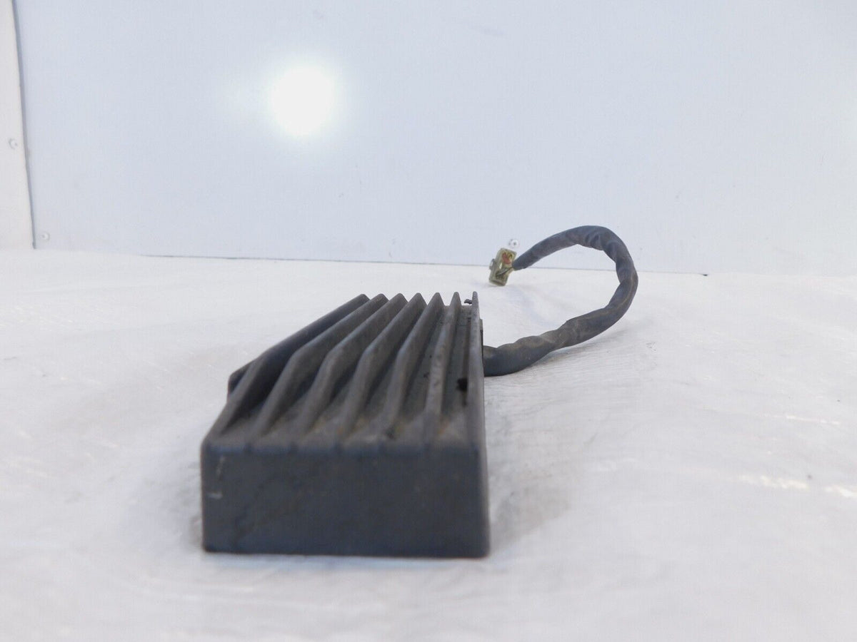 Suzuki Intruder 800 1400 Boulevard S83 VS800 VS1400 Voltage Regulator Rectifier