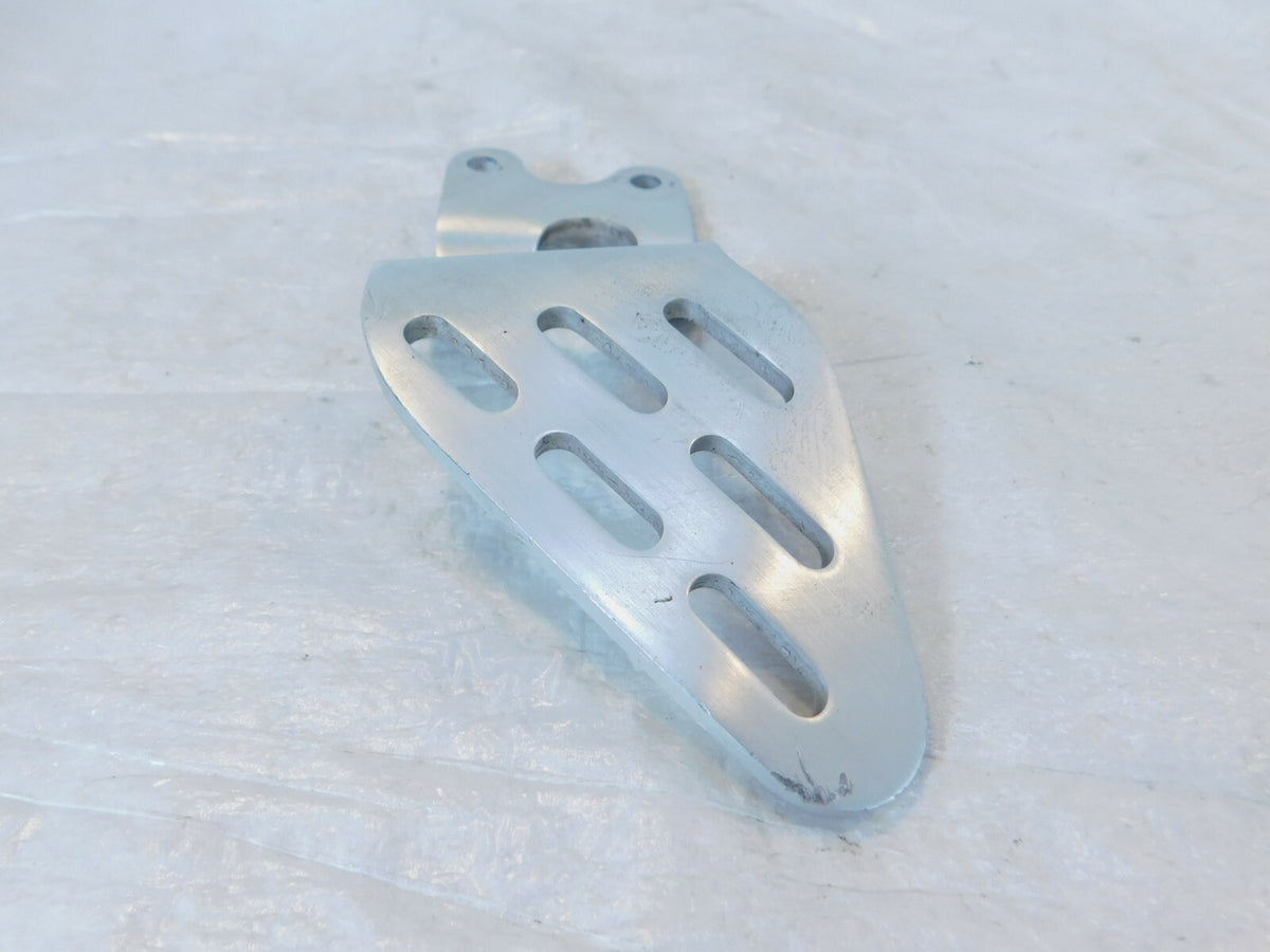 Yamaha YZFR6S YZF & YZFR6 R6 Right Side Rearset Footrest Heel Guard Cover Plate - C3 Cycle