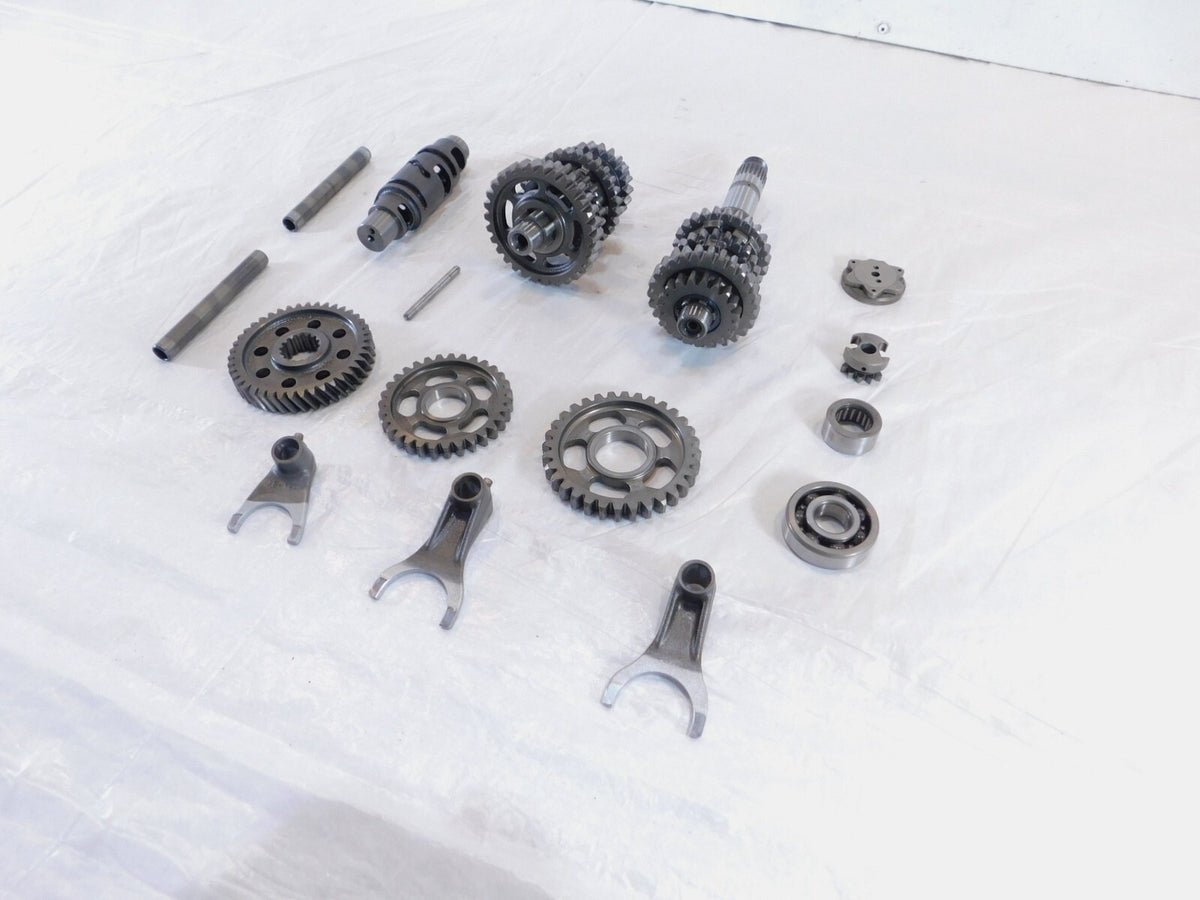 01-23 Suzuki Volusia Boulevard C50 M50 VL800 VZ800 Transmission Gears Drum Forks