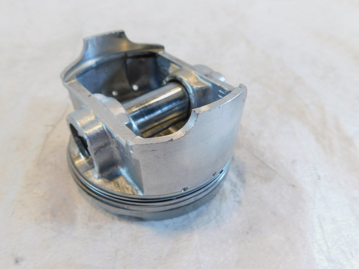 Triumph Daytona Sprint Trophy 900 & Thunderbird & Tiger Cylinder Barrel Pistons - C3 Cycle