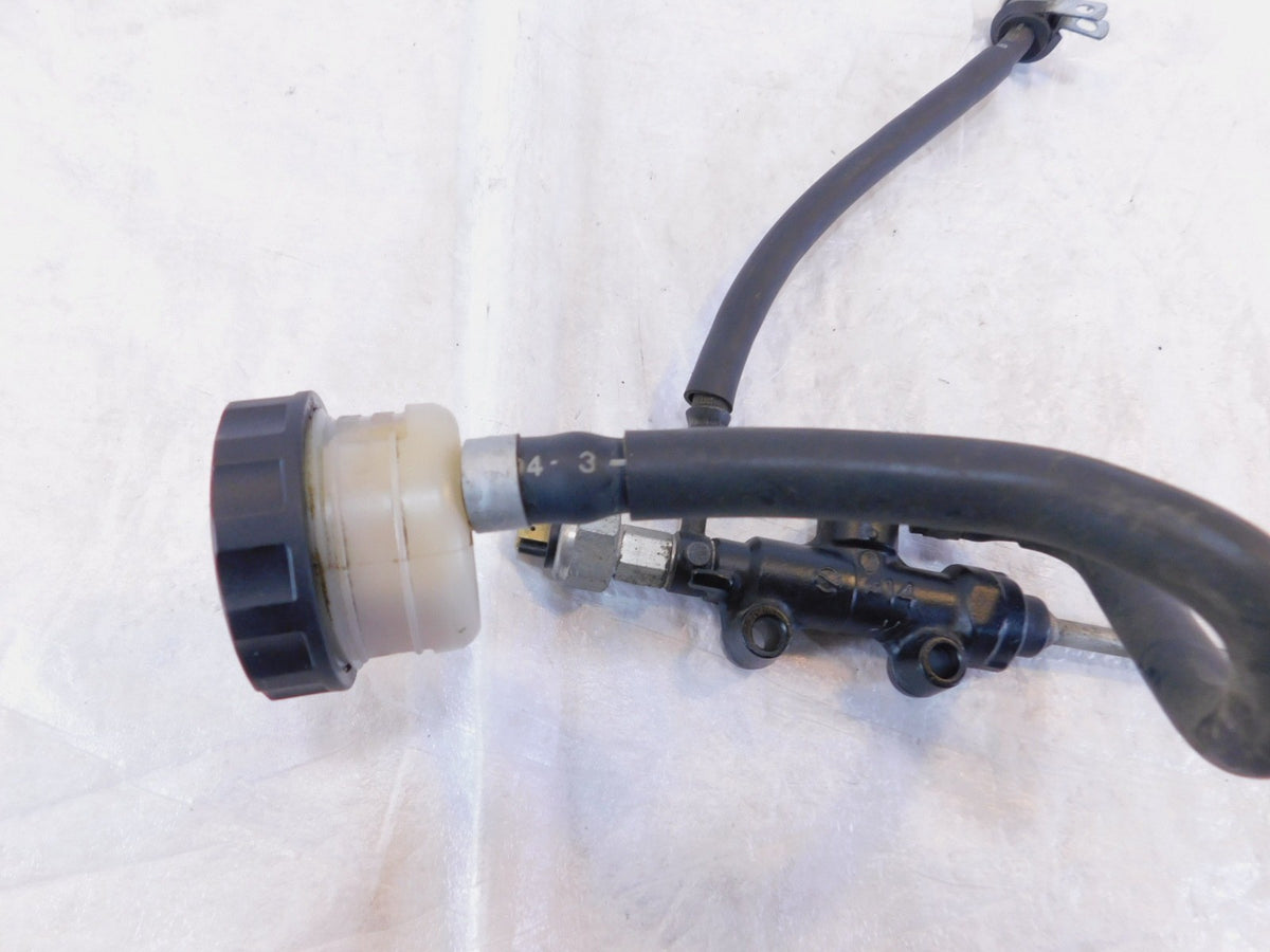 Triumph Trident Sprint & Trophy Rear Brake Master Cylinder Reservoir & Pushrod - C3 Cycle