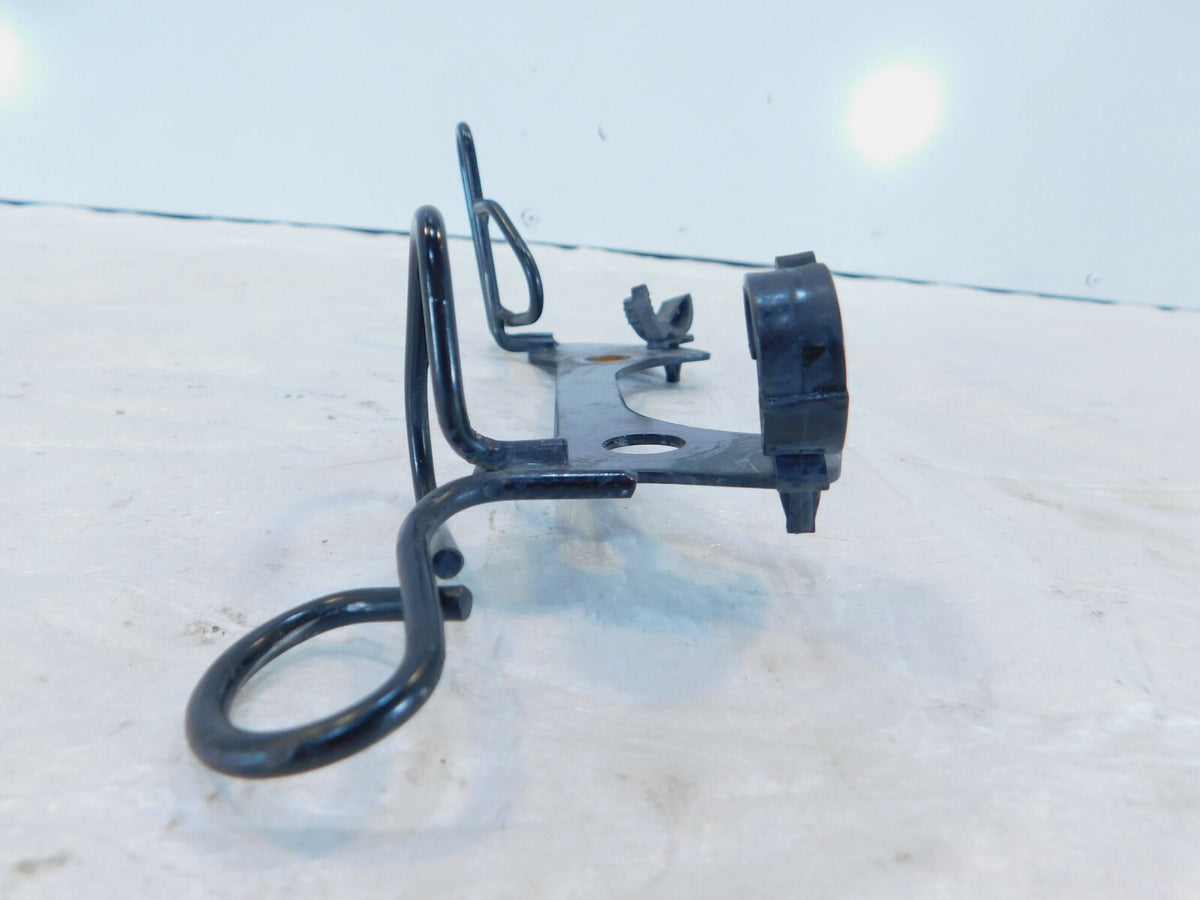 01-09 Yamaha VStar 1100 XVS1100 Custom Front Clutch Throttle Cable Guide Bracket