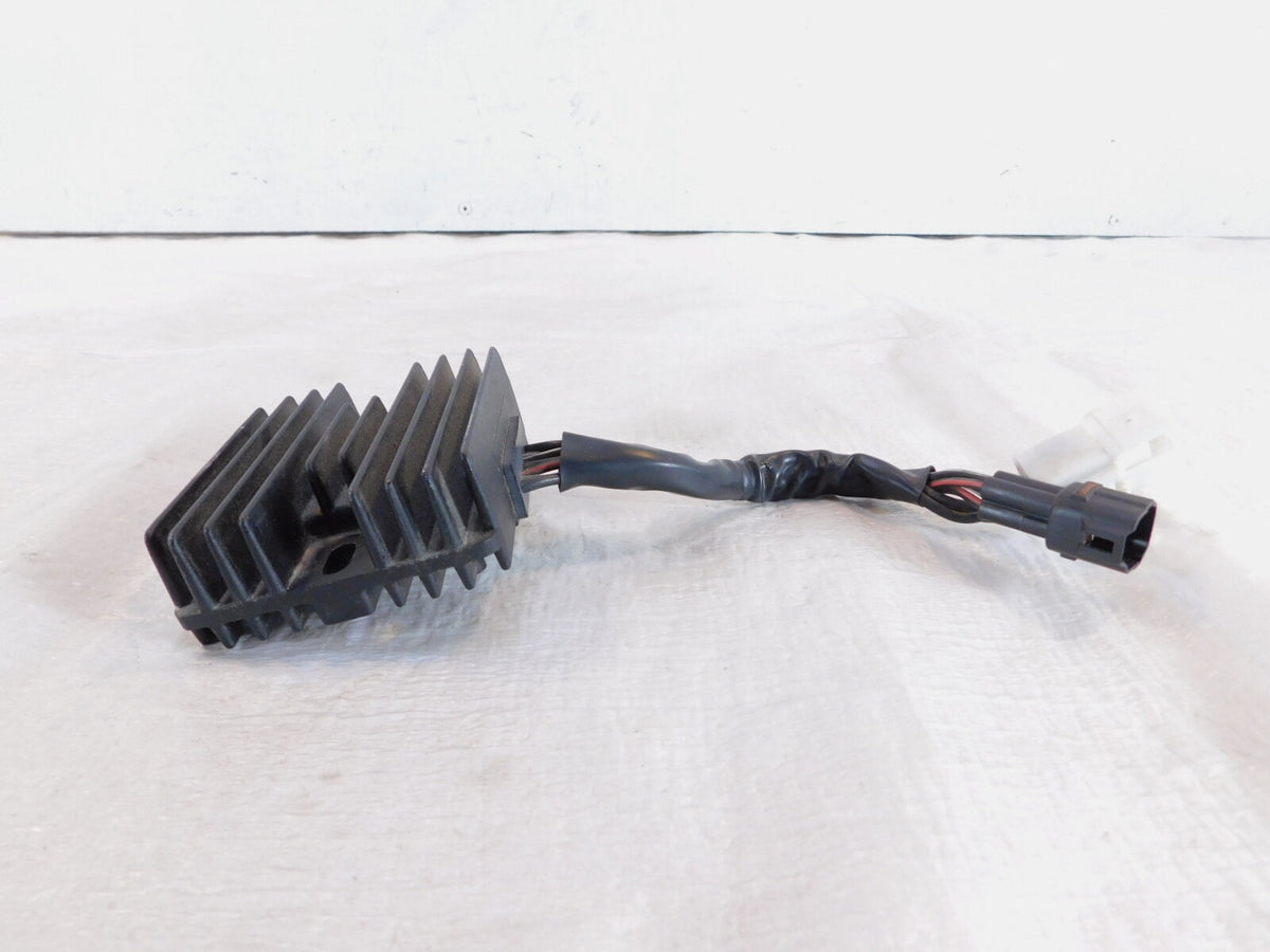 Suzuki GW250 Inazuma 250 L3 L4 L5 L7 Electrical Voltage Regulator Rectifier - C3 Cycle