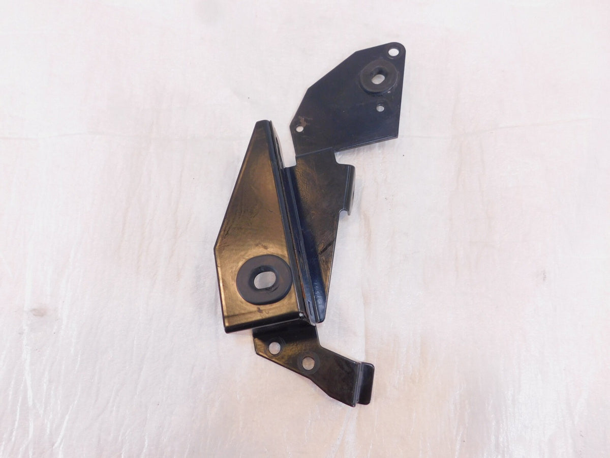 2003 2004 & 2005 Victory Vegas & Kingpin Right Frame Side Cover Mount Bracket - C3 Cycle