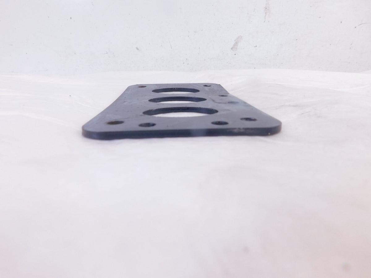 Harley Sportster XL 883 1200 Custom Hugger & Low License Plate Bracket Mount