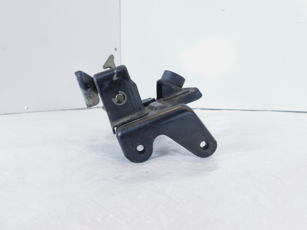 Yamaha V-Max 1200 VMX12 Air Cleaner Airbox Cover Latch Seat Saddle Bracket Mount - C3 Cycle