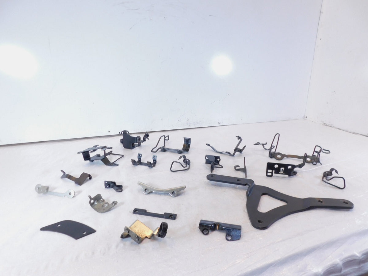 2013 Yamaha V-Star 1300 XVS1300CTF Deluxe Misc Hardware Mount Stay Brackets Lot - C3 Cycle