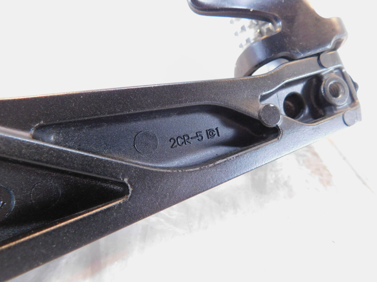 2022-24 Yamaha YZFR7 YZF-R7 R7 Rear Right Mount Bracket Stay & Foot Peg Footrest - C3 Cycle
