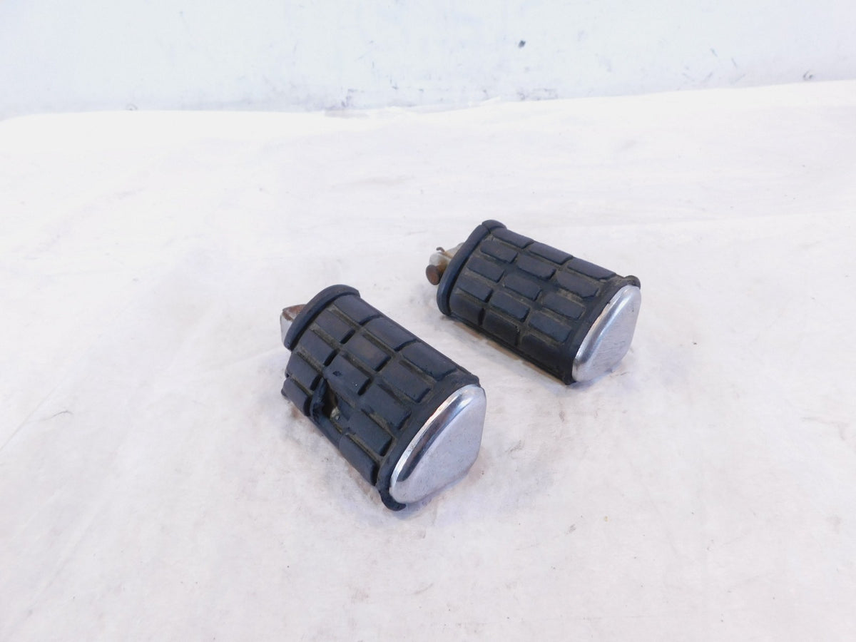 1981-1983 Yamaha XV750 XV920 Virago 750 920 Right/ Left Front Footpeg Footrest