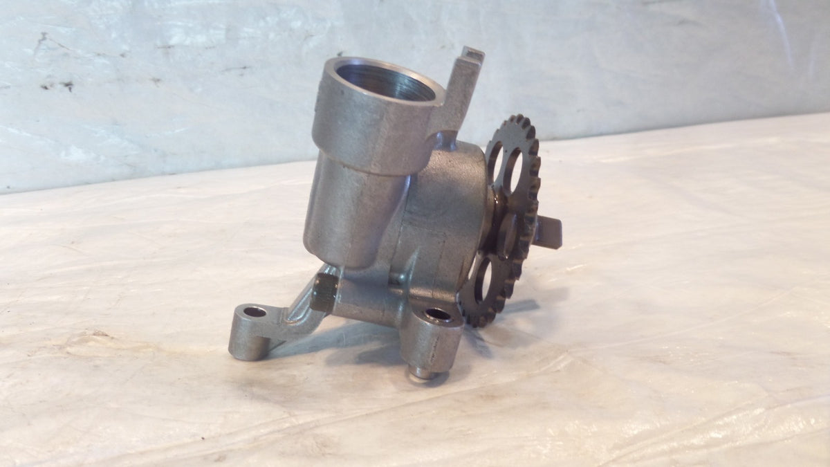 Yamaha YZFR6 YZF R6 & FZ6 FZ-6 Engine Motor Oil Pump Assembly 5MT-13300-00-00 - C3 Cycle
