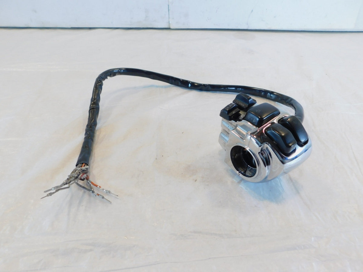 Harley Road & Electra Glide Ultra Right Handlebar Cruise Control Switch Housing - C3 Cycle