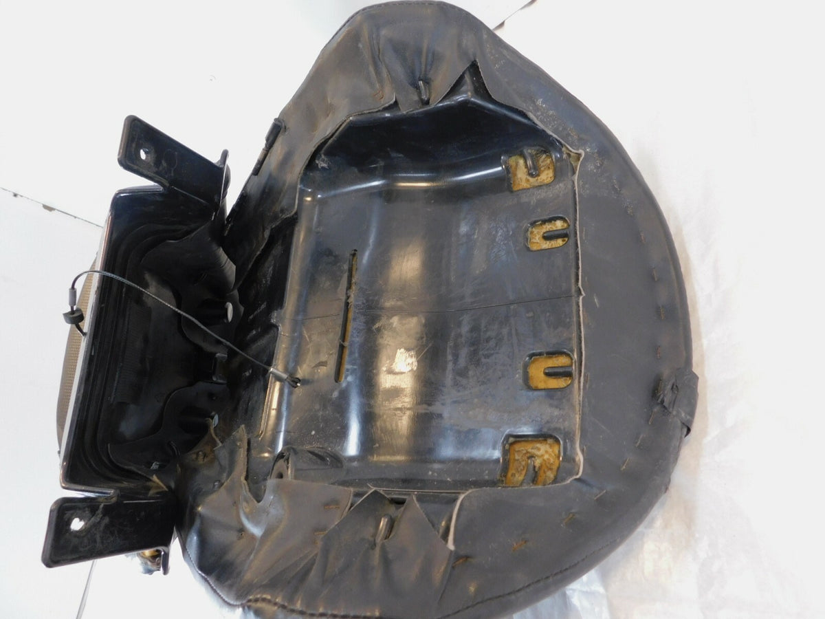 Harley Davidson V-Rod Vrod VRSC VRSCA VRSCAW Main Rider Passenger Seat Assembly