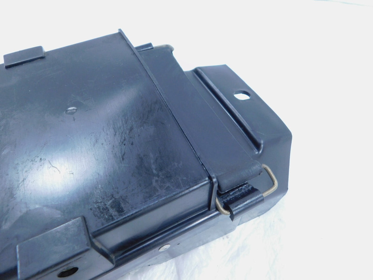1984-1985 Honda VF500 VF500C Magna V30 500 Rear Wheel Fender Mud Guard Cover (A) - C3 Cycle