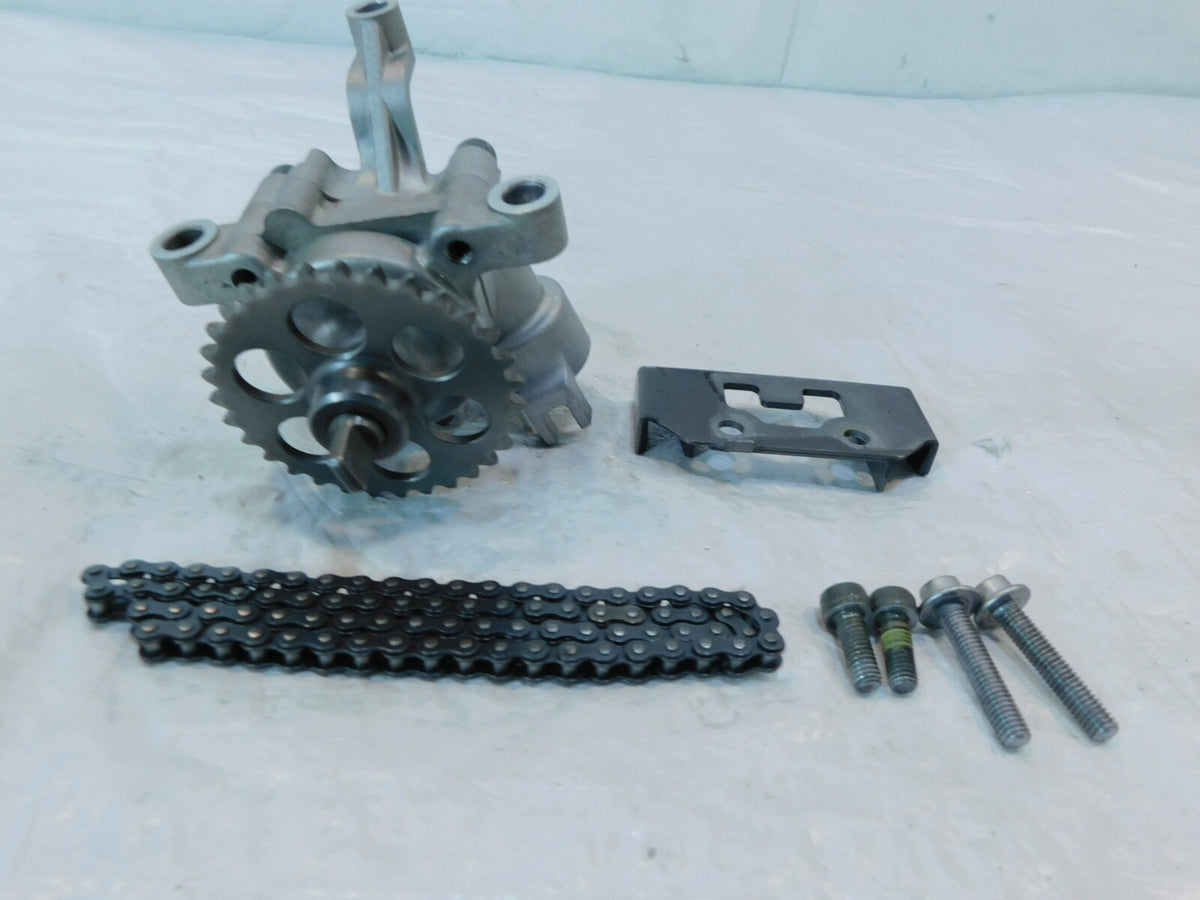 Yamaha YZFR6 YZF R6 FZ6 FZ-6 Engine Motor Oil Pump Assembly 5MT-13300-00-00 - C3 Cycle