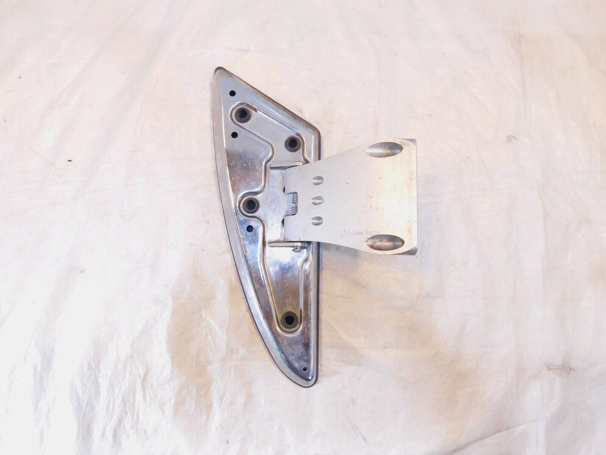 Victory Cross Roads Country & Vision Silver Right Floorboard Footboard & Bracket