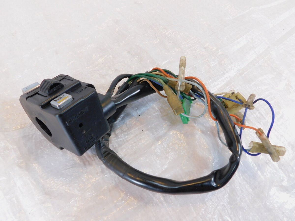 Honda Shadow 750 VT750 Left Handlebar Turn Signal Head Light Horn Button Switch - C3 Cycle