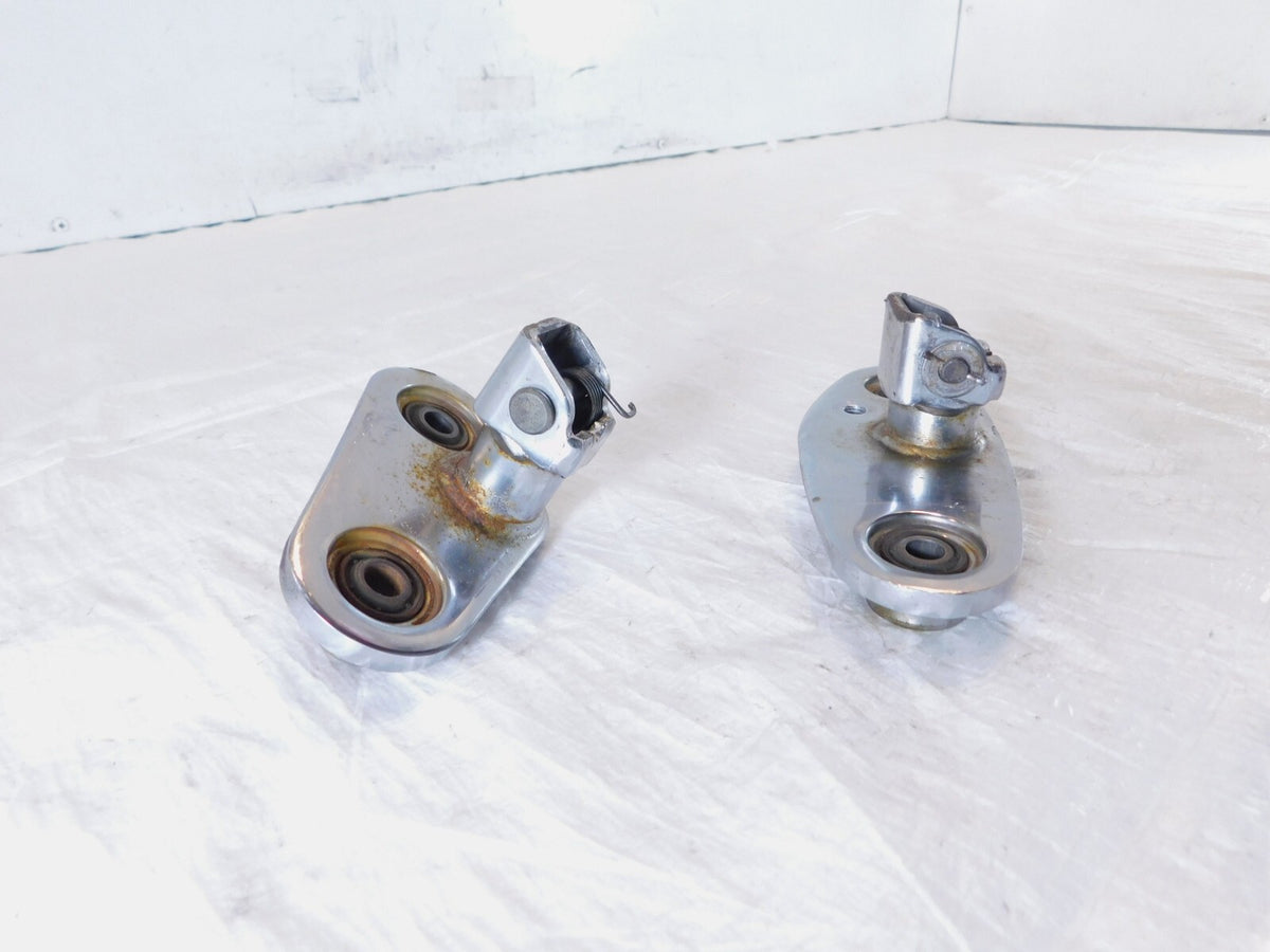 Honda VT600 VT600C Shadow VLX Deluxe Front Foot Peg Footpeg Footrest Brackets - C3 Cycle