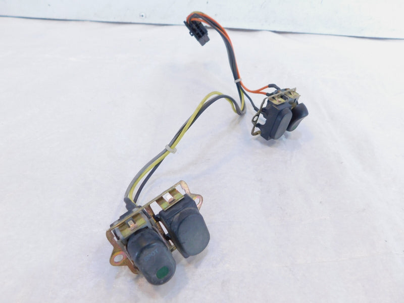 Harley Touring Electra Glide Ultra Classic Spot Lamp Accessory Control Switches