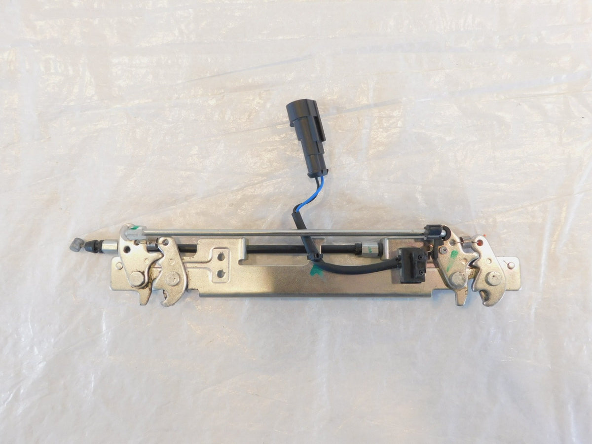 Can-Am Spyder F3 F3-T Limited LTD STD Rear Left Saddlebag Luggage Cargo Latch - C3 Cycle