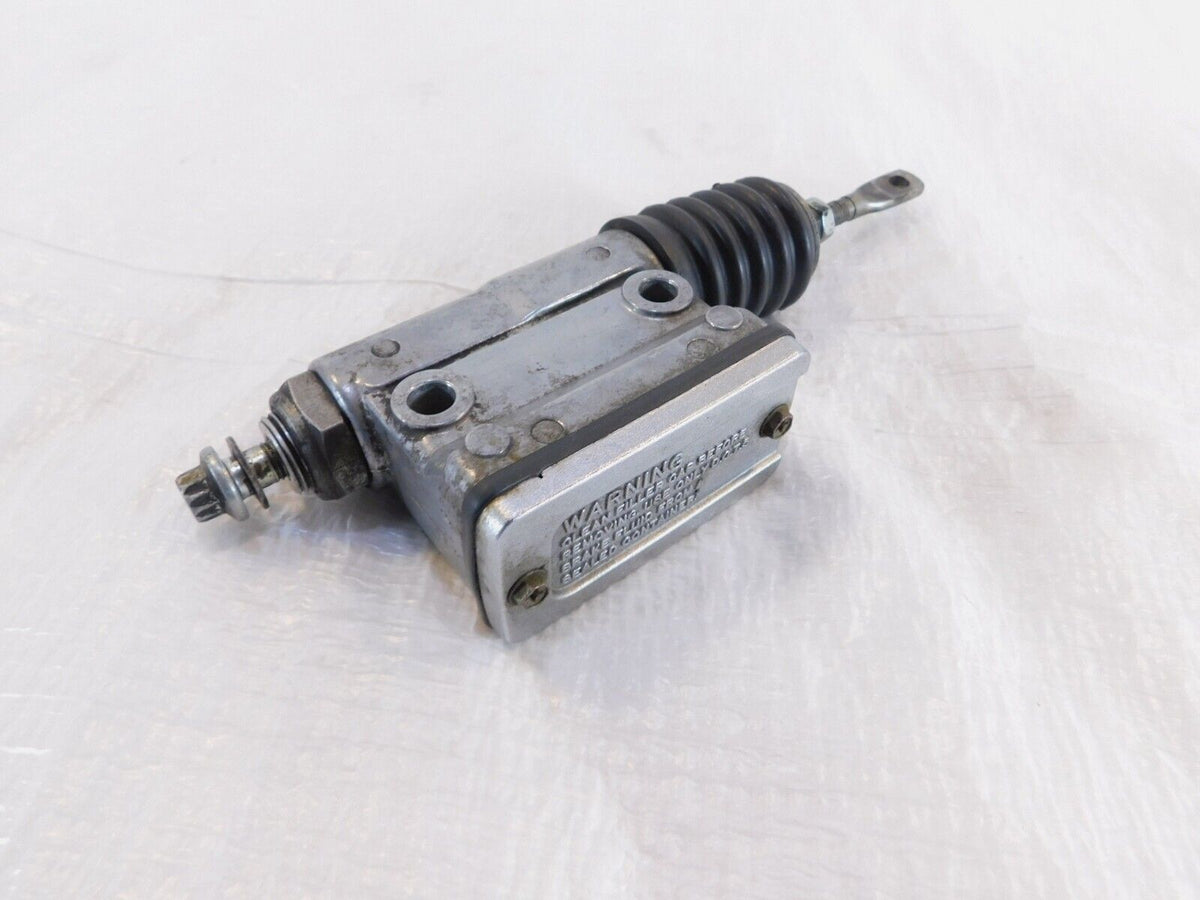 Harley Davidson Sportster 883 & 1200 Rear Foot Brake Master Cylinder Reservoir