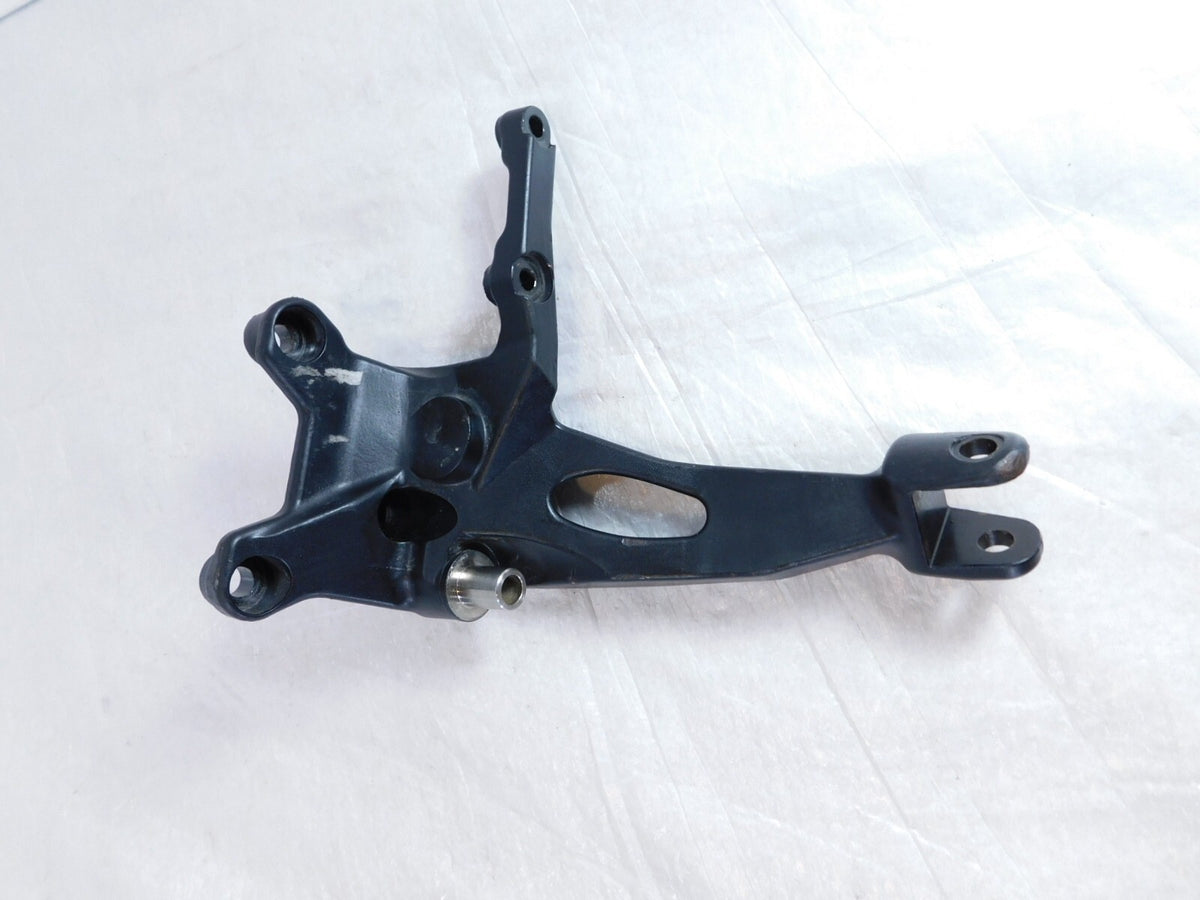 22-25 Harley Davidson Sportster Nightster Special RH975  Exhaust Mount Bracket - C3 Cycle