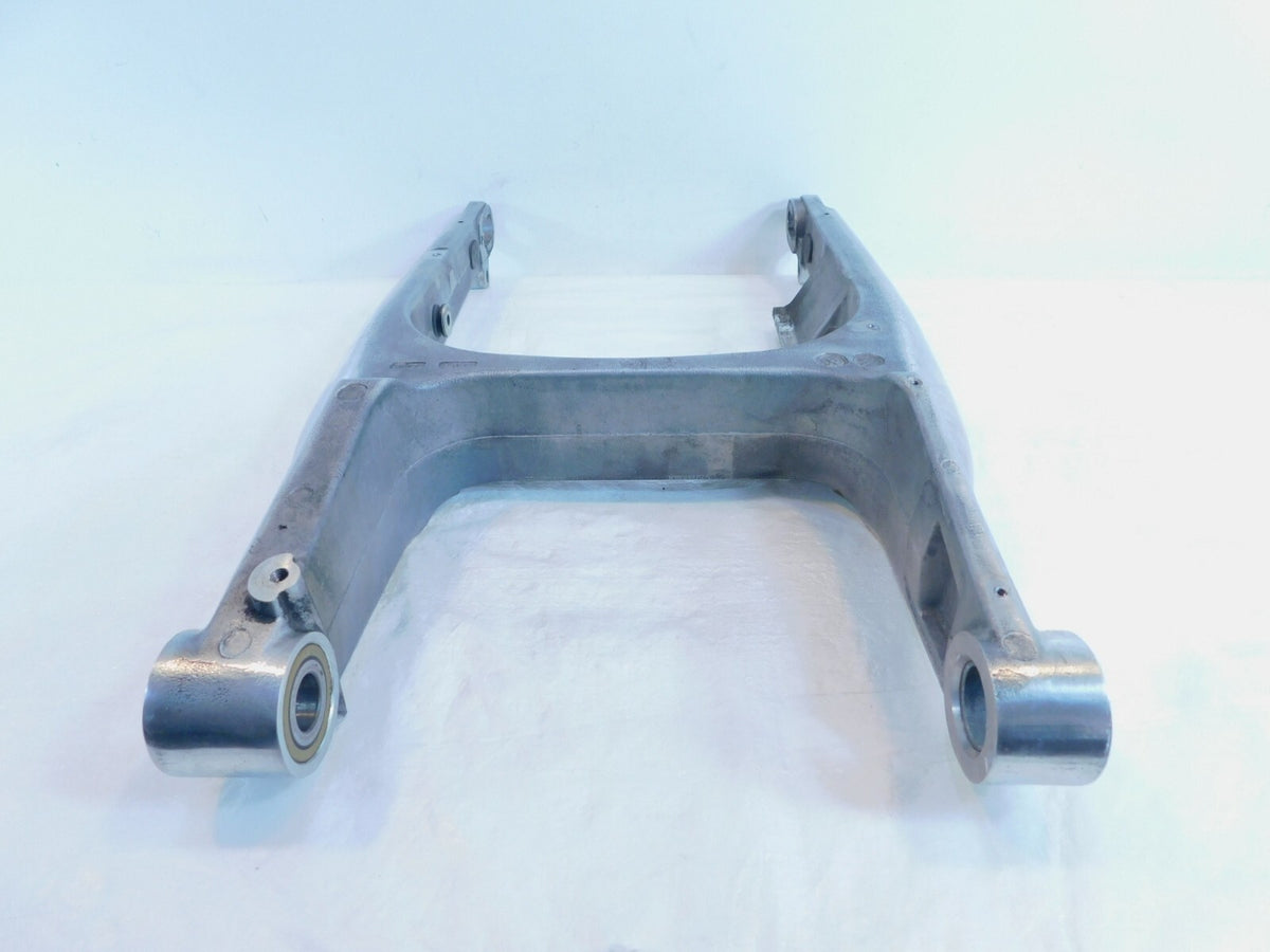 2002 2003 2004 Harley Davidson V-Rod VRSC Vrod Rear Wheel Fork Swingarm Bracket - C3 Cycle