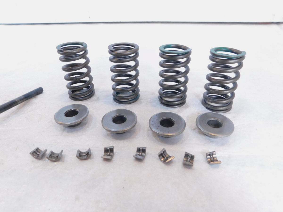 2020-2022 Indian Challenger Limited Dark Horse Intake & Exhaust Valves & Springs - C3 Cycle