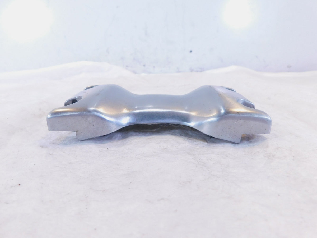 Yamaha Virago 700 750 1100 XV1100 Front Wheel Fork Brace Fender Bracket Mount - C3 Cycle