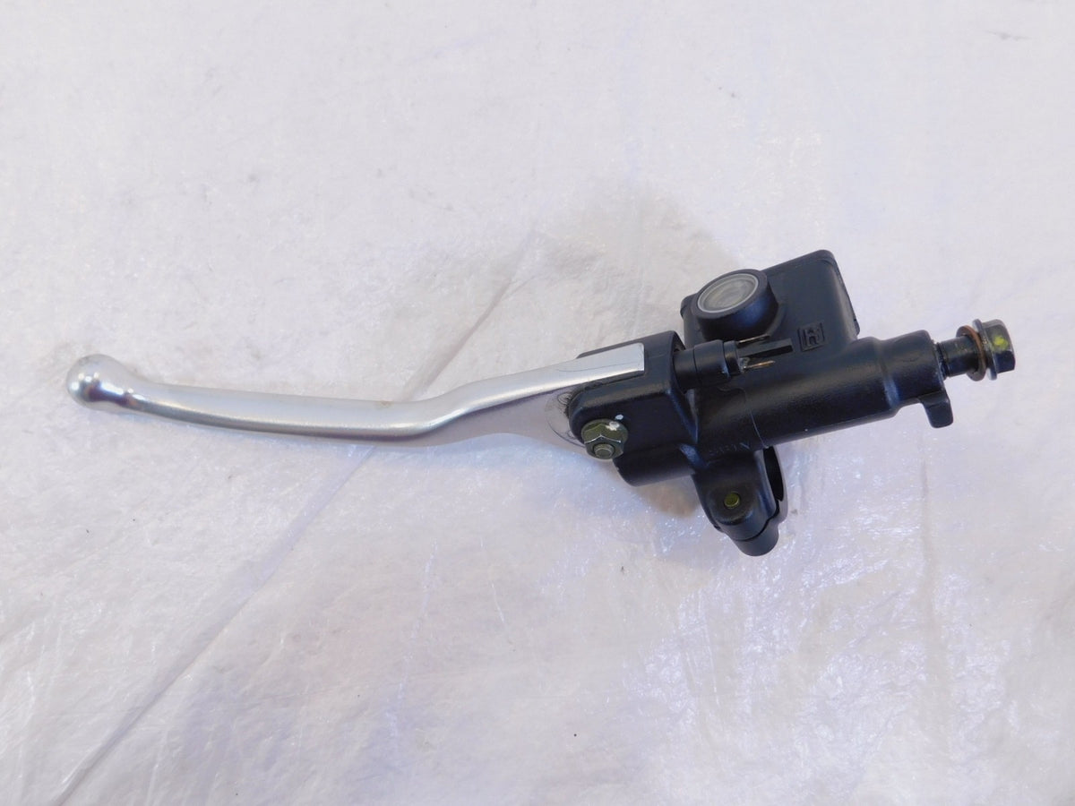 Piaggio Vespa Primavera & Sprint 50 Front Brake Hand Control Master Cylinder - C3 Cycle