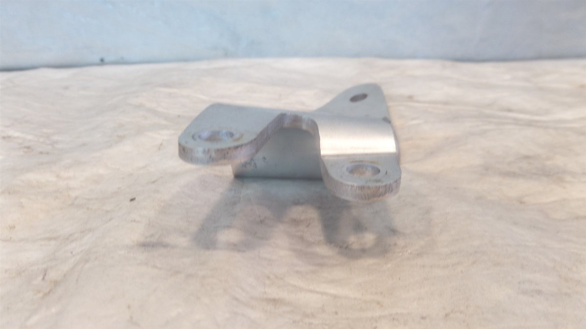 1999 2000 2001 & 2002 Yamaha YZFR6 R6 Right Footpeg Footrest Guard Bracket - C3 Cycle