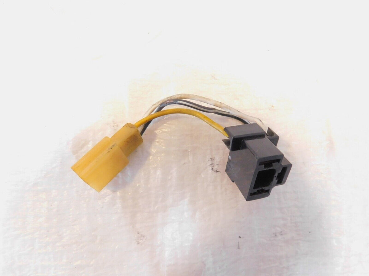 Suzuki Intruder 800 Savage 650 & Boulevard Headlight Head Light Lamp Socket