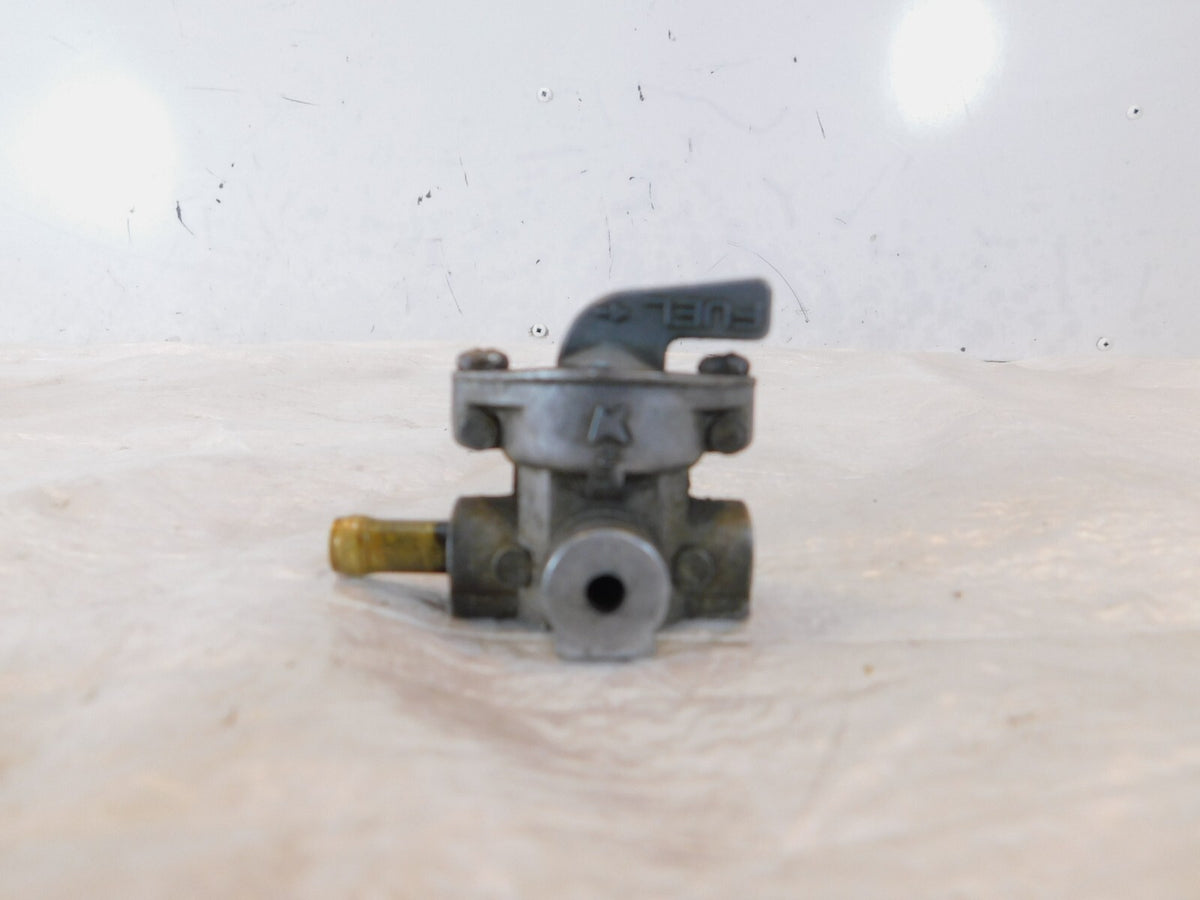 Harley Davidson Sportster 883 & 1200 Gas Tank Fuel Valve Petcock Tap - Shut off - C3 Cycle