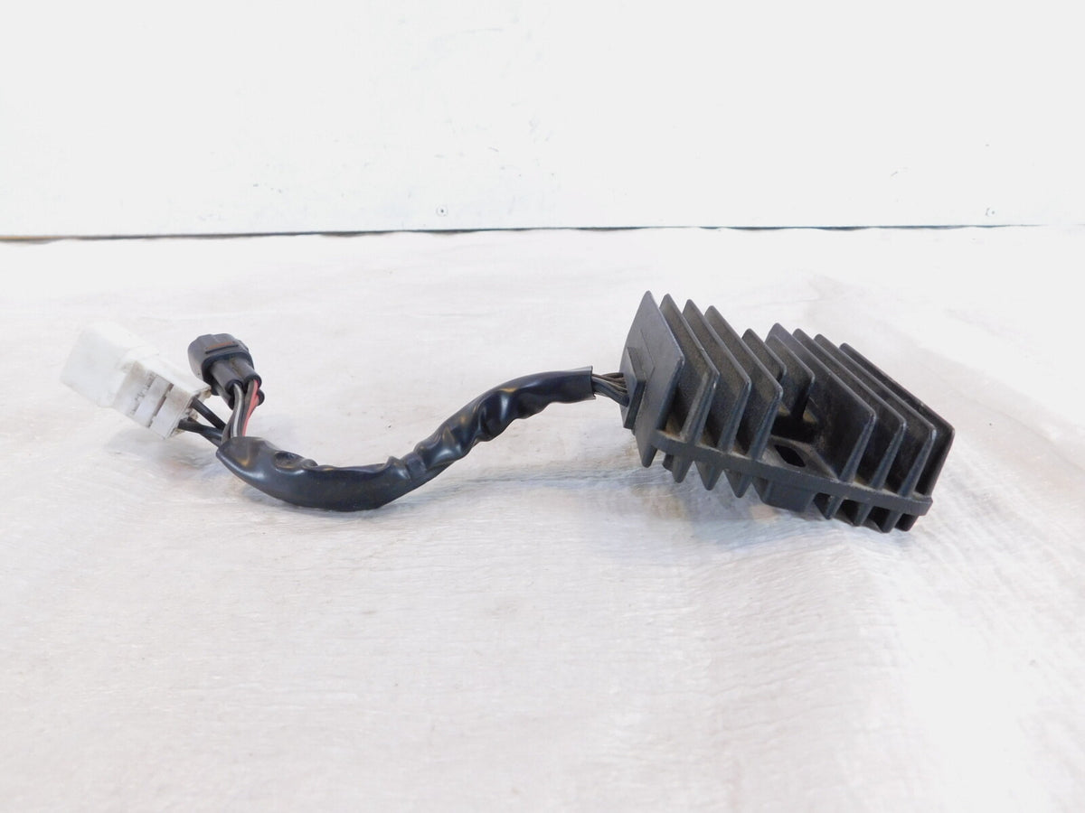 Suzuki GW250 Inazuma 250 L3 L4 L5 L7 Electrical Voltage Regulator Rectifier - C3 Cycle