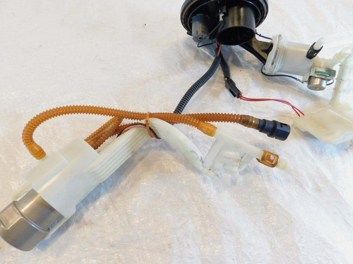 Harley Davidson Road Street & Electra Glide Gas Fuel Petrol Tank Pump -For Parts - C3 Cycle