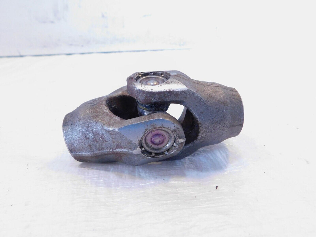 Honda VTX1300 VTX1300S VTX1300R VTX1800 & VTX1800R Rear Driveshaft Joint Yoke - C3 Cycle