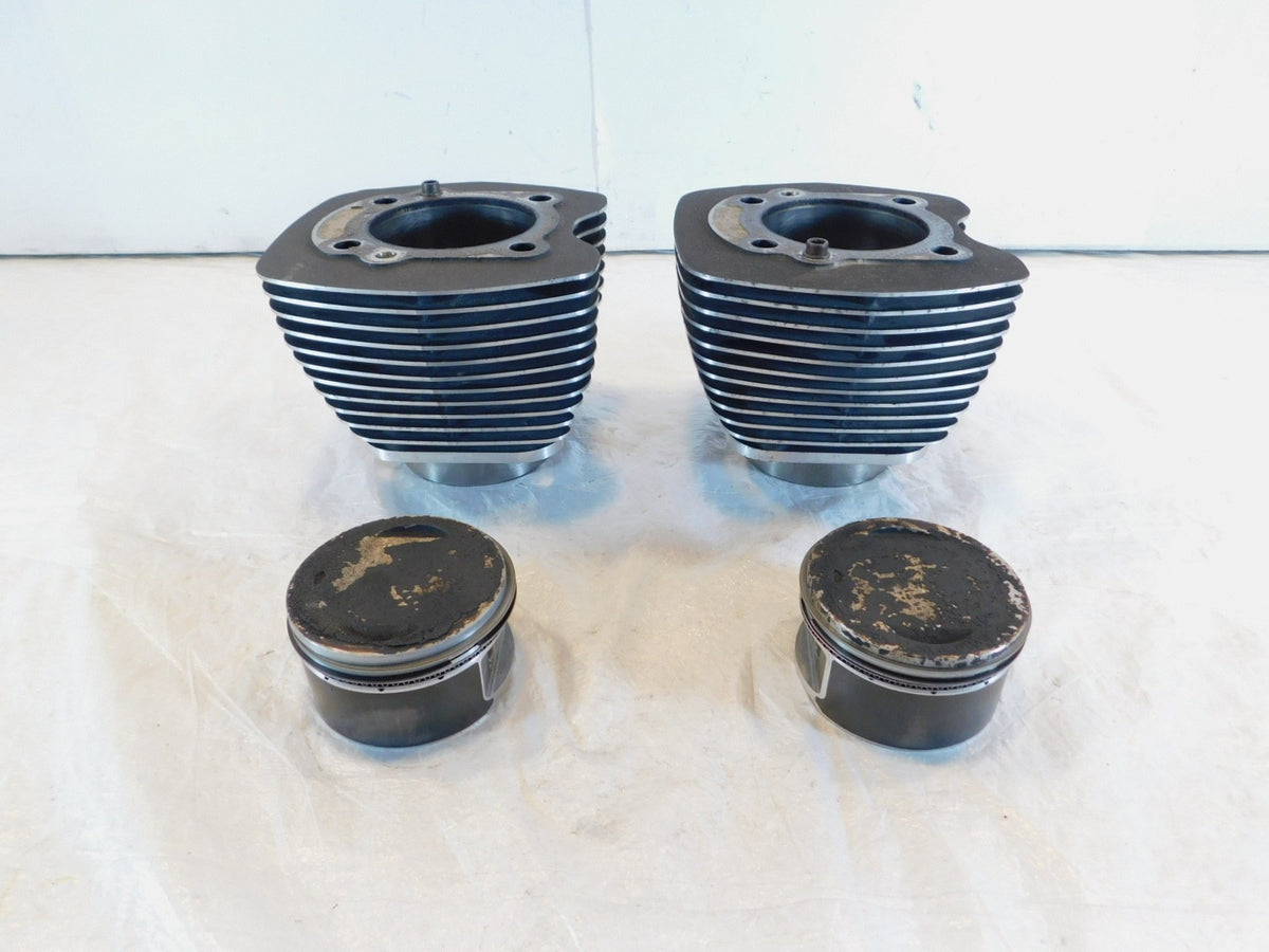 Harley Davidson Twin Cam Touring Dyna & Softail Engine Pistons & Black Cylinders - C3 Cycle