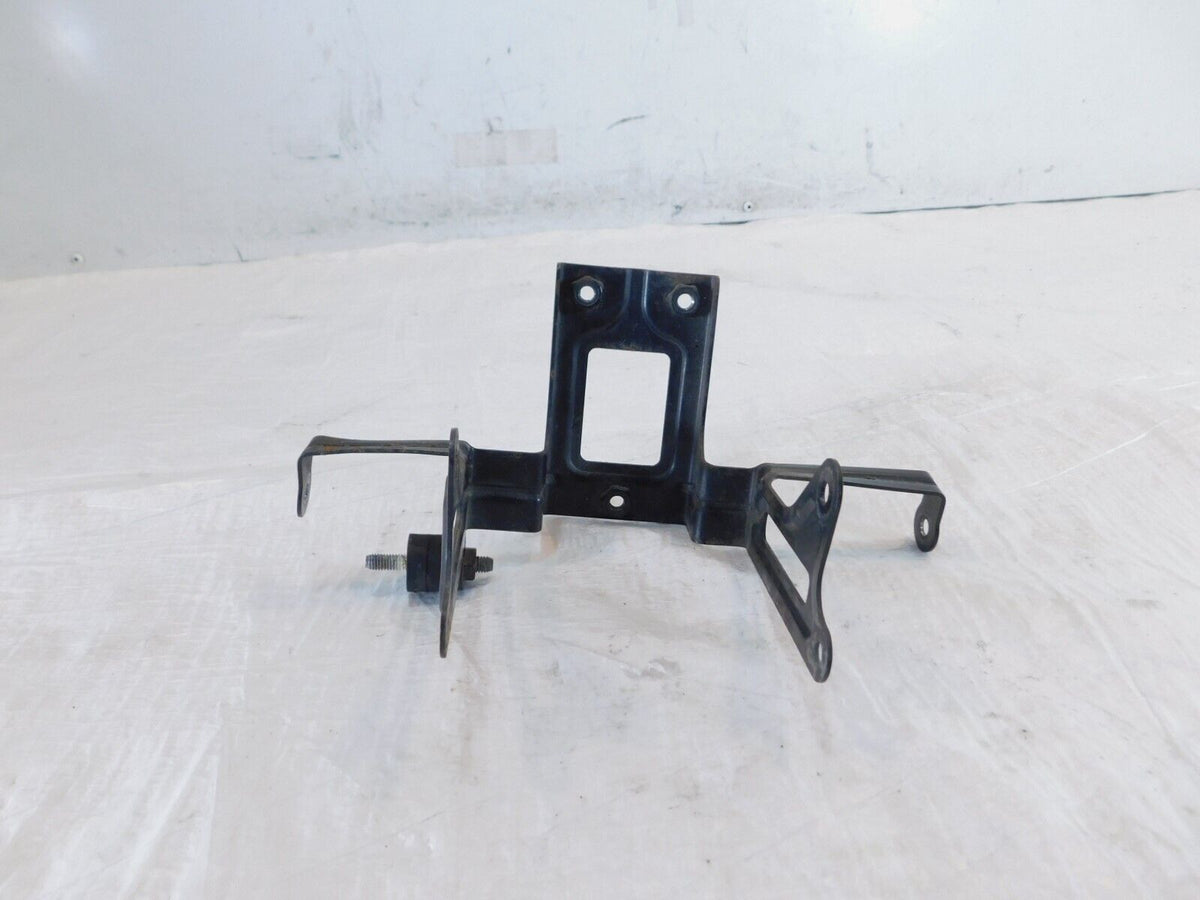 2006-2009 Aprilia Tuono 1000 RSV1000 Center Oil Water Cooler Bracket Mount Stay