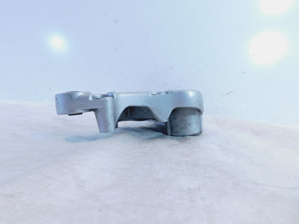 2002 02 Honda FSC600 Silver Wing 600 Rear Swingarm Final Drive Shaft Holder Stay - C3 Cycle