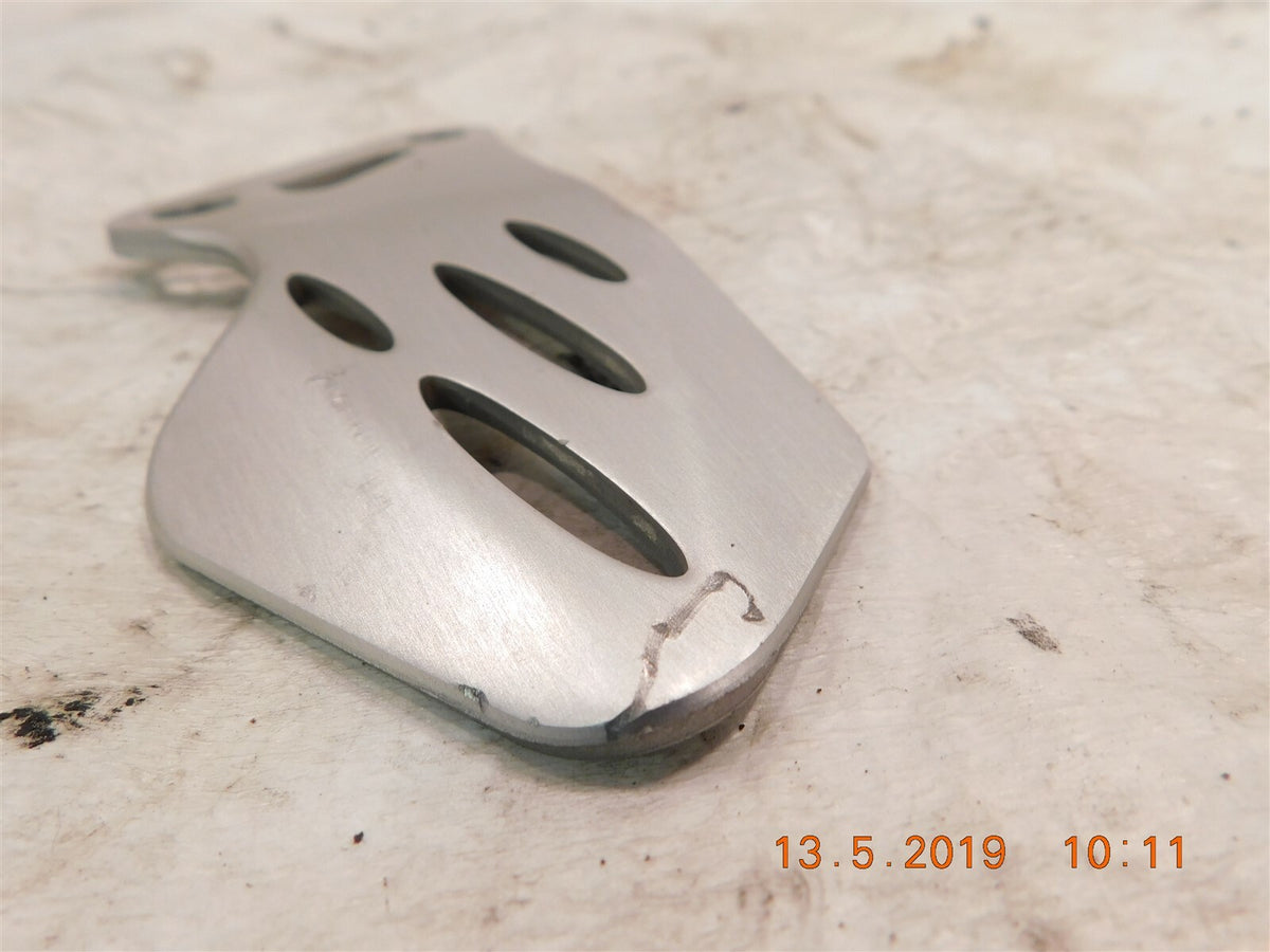 2009 2010 2011 Yamaha YZF R1 Right Front Driver Footrest Foot Peg Heel Guard Fin - C3 Cycle