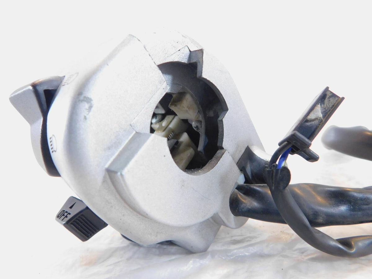 2005-2007 Victory Kingpin Vegas Left Handlebar Horn & Turn Signal Switch Buttons - C3 Cycle