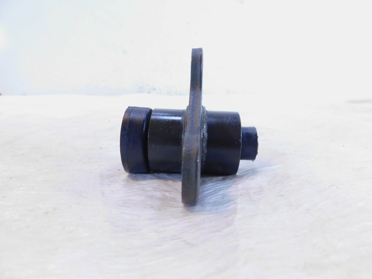 Kawasaki VN1500 Vulcan 1500 1600 Classic Rear Right Motor Engine Mount Bracket - C3 Cycle