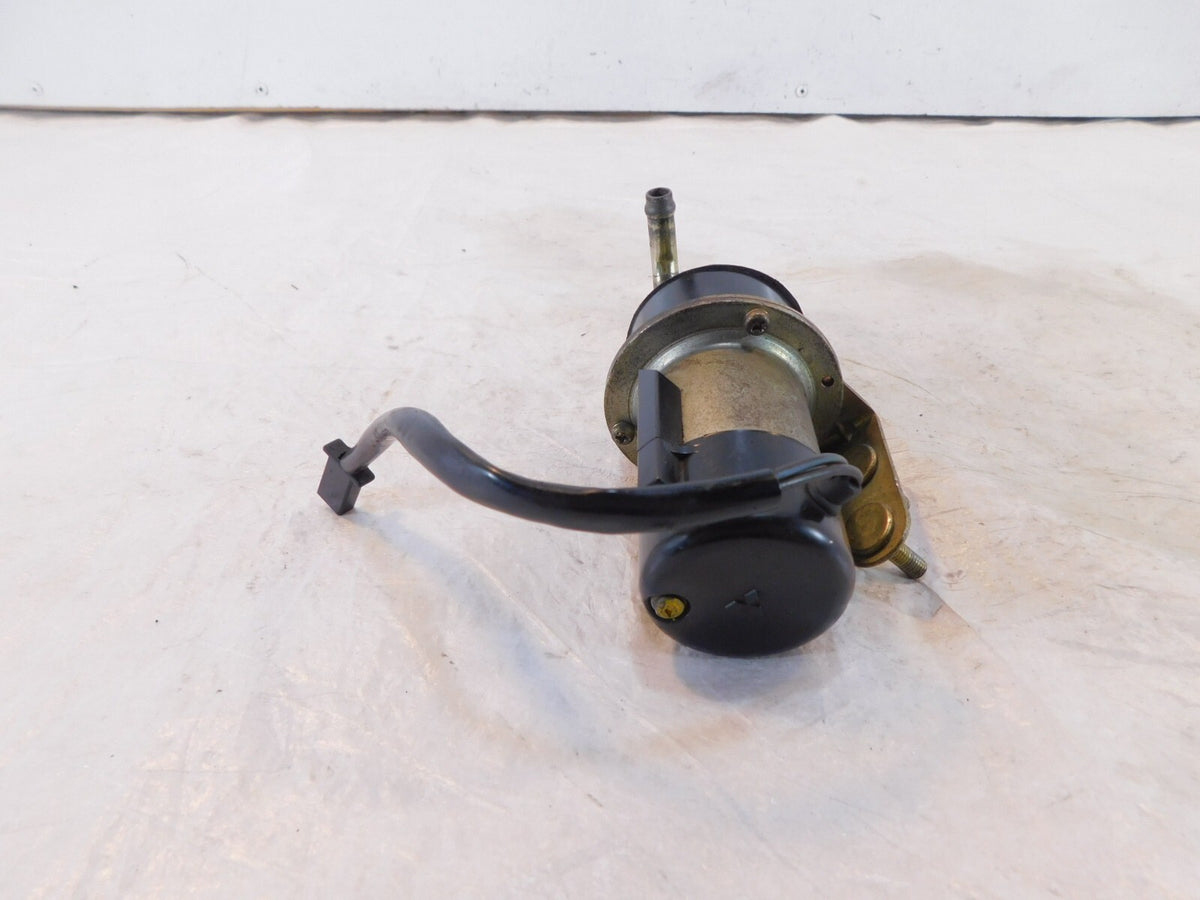 1985-2007 Yamaha V-Max 1200 VMX12 VMX1200 OEM Fuel Gas Petrol Tank Pump