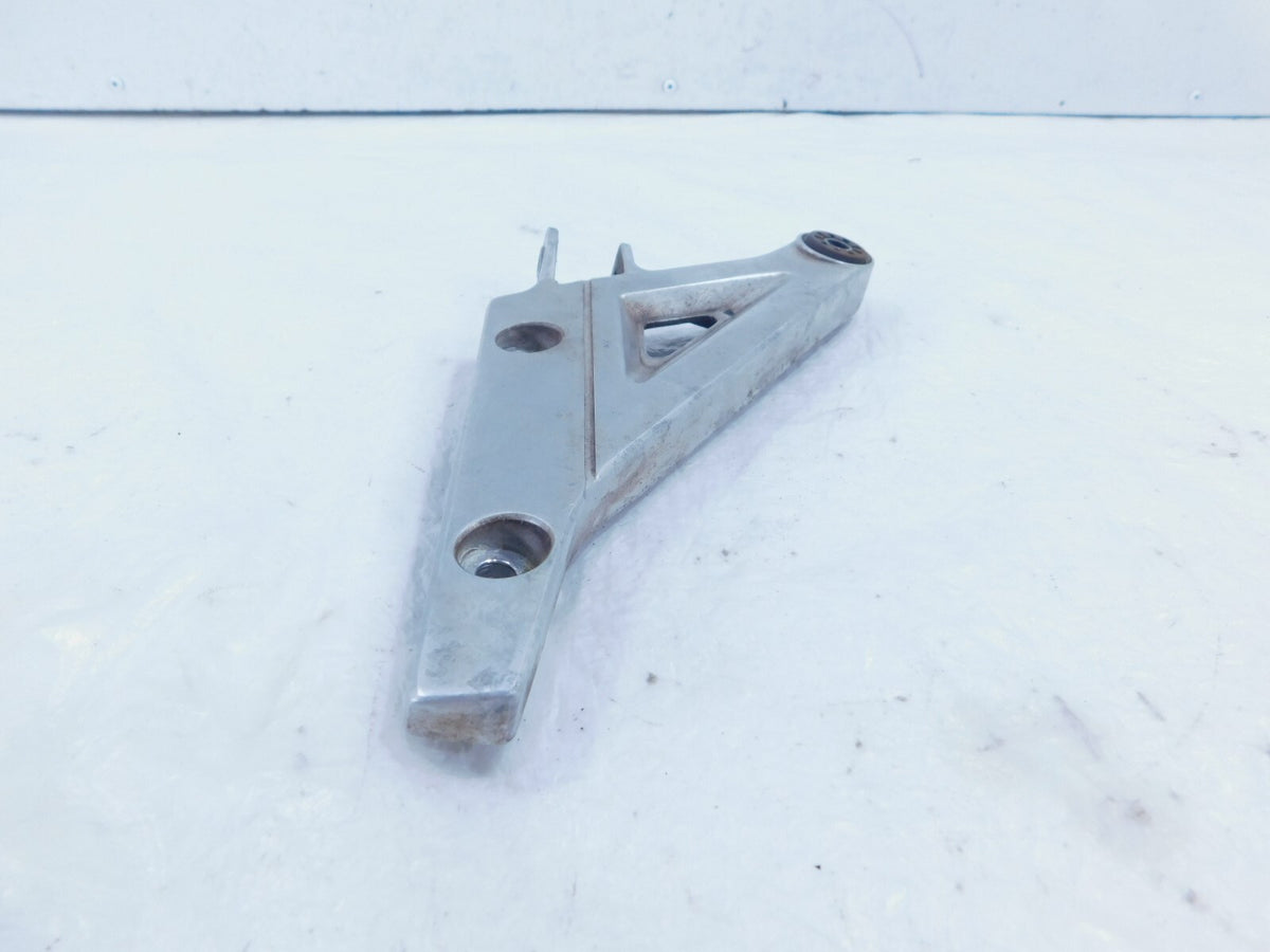 1984-1985 Honda VF500C Magna V30 500 Rear Left Passenger Foot Peg Footrest Mount - C3 Cycle