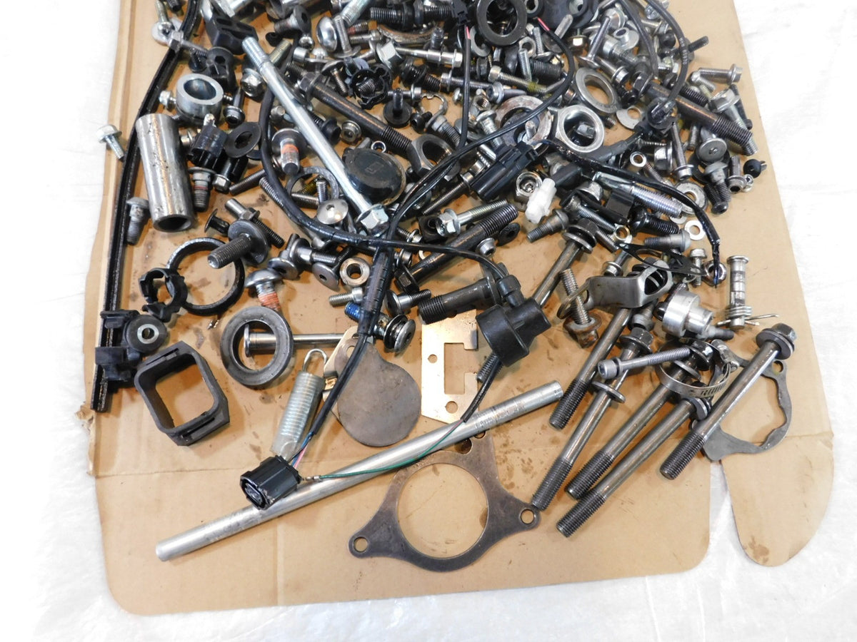 2022 22 Yamaha YZFR7 YZF-R7 R7 Miscellaneous Nuts Bolts & Brackets Parts Box Lot - C3 Cycle