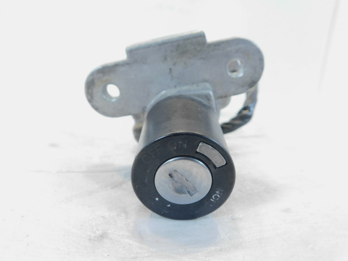 1999 Ducati Monster 900 M900 Engine Motor Ignition Starting Switch Lock - No Key - C3 Cycle
